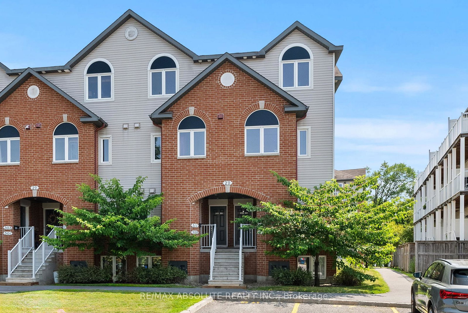 29-jardin-private-ottawa-ontario-x12332194
