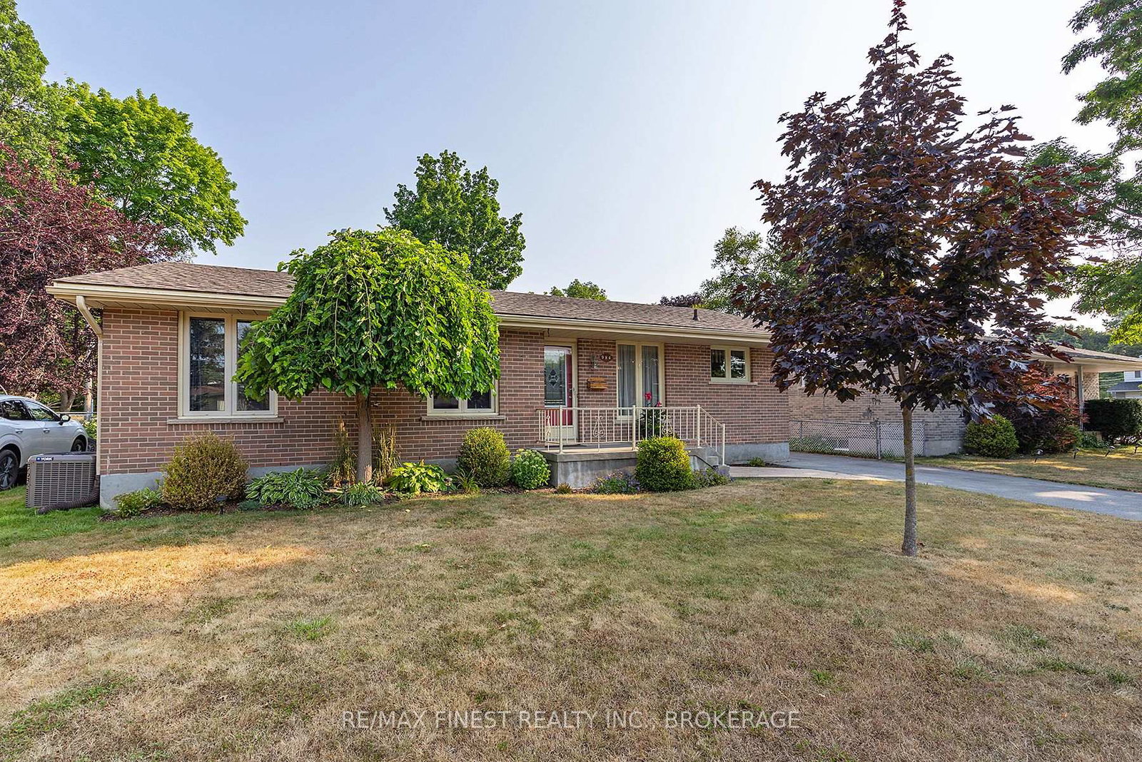 984-lincoln-drive-kingston-ontario-x12332318