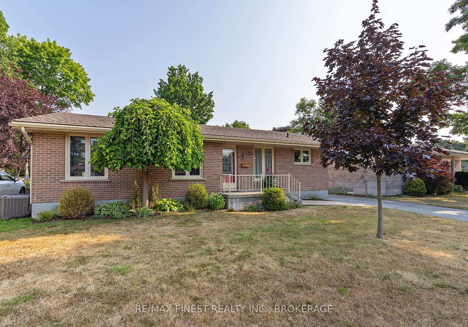 984-lincoln-drive-kingston-ontario-x12332318