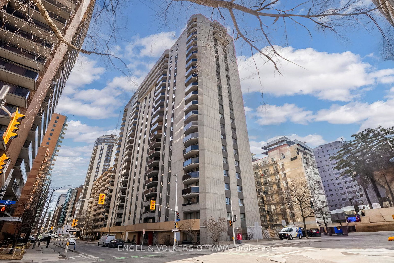 470-laurier-avenue-w-ottawa-ontario-x12332411