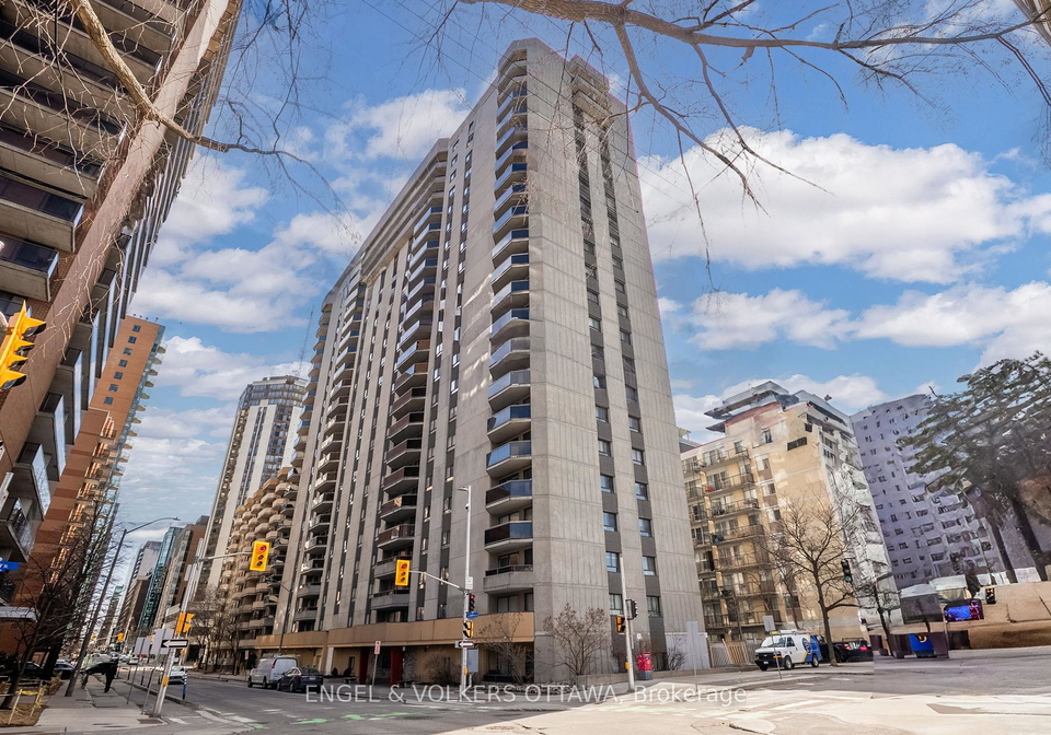 470-laurier-avenue-w-ottawa-ontario-x12332411