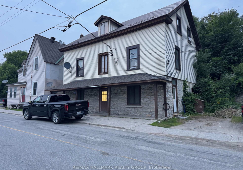 110-mill-street-lanark-highlands-ontario-x12332452
