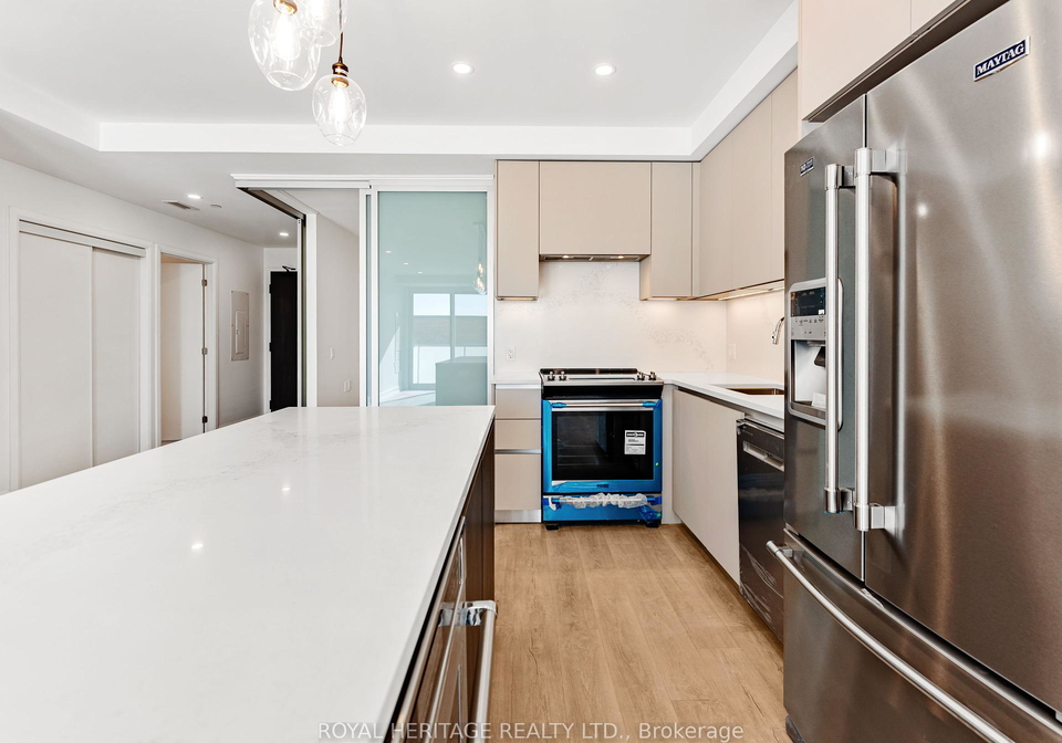 195-hunter-street-e-peterborough-east-ontario-x12332550