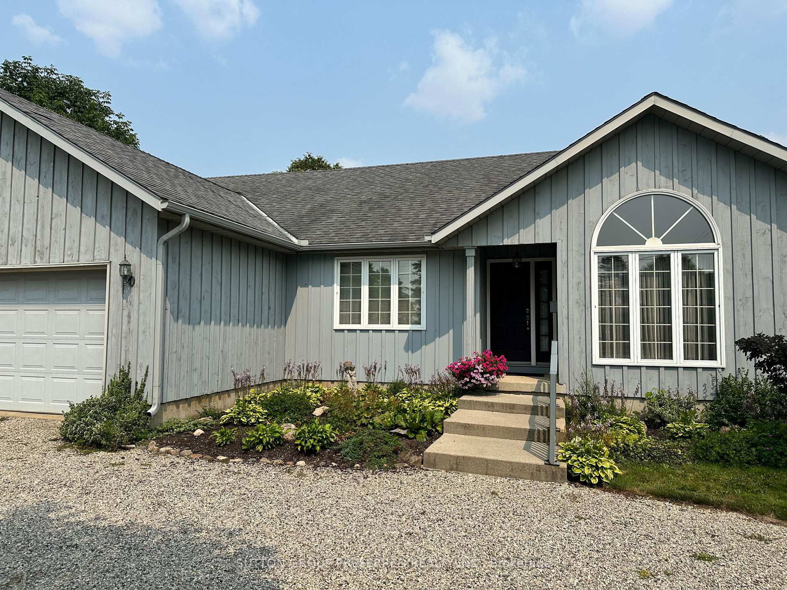 174-quarter-town-line-tillsonburg-ontario-x12332714