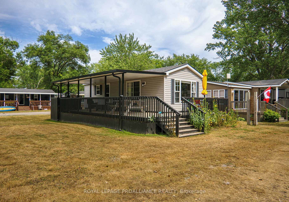 486-county-road-18-prince-edward-county-ontario-x12332725