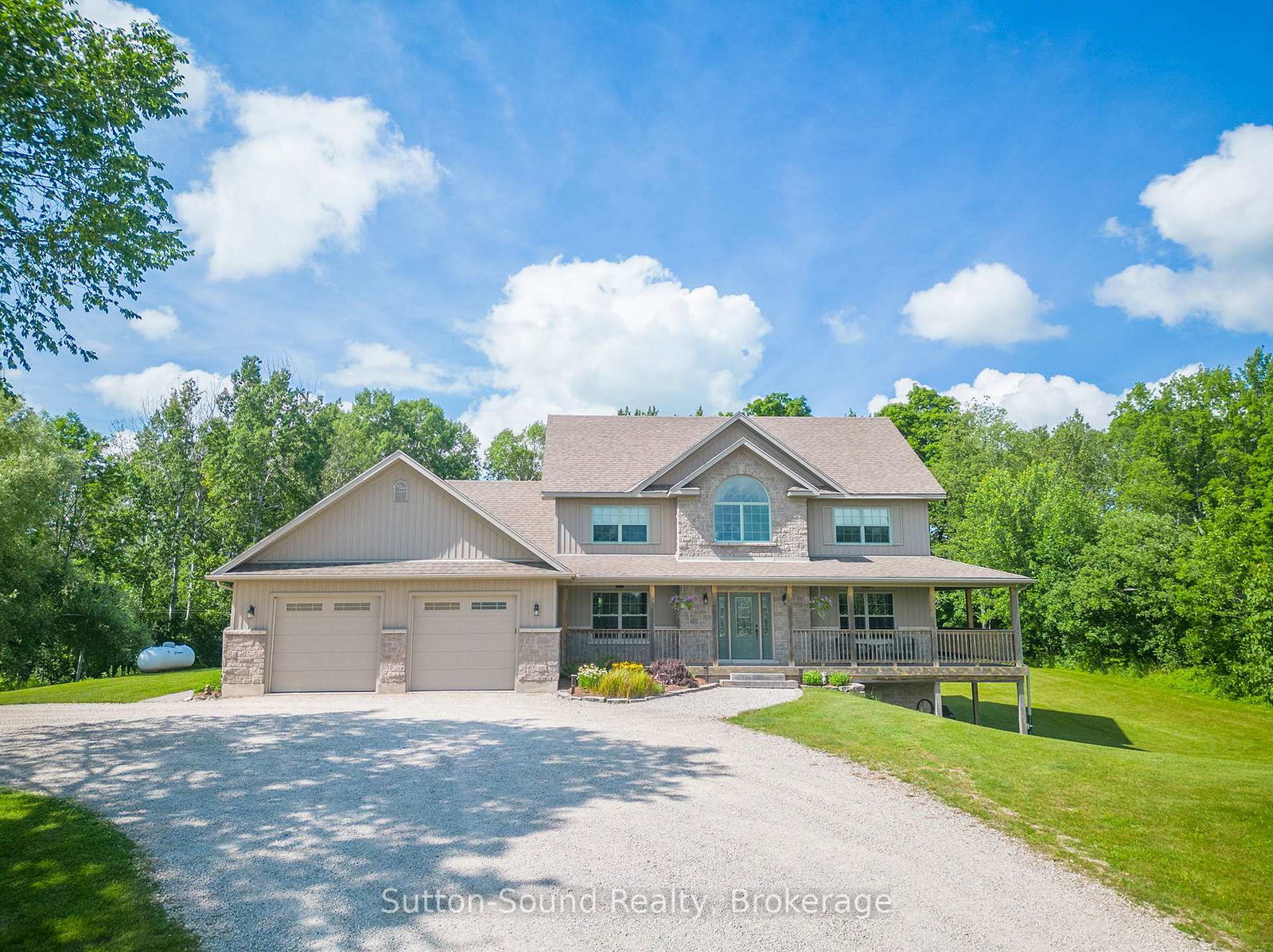 802677-grey-40-road-chatsworth-ontario-x12332762