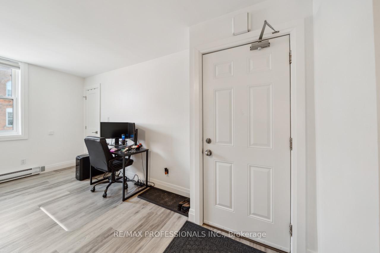 1manitoba-street-bracebridge-ontario-x12332786