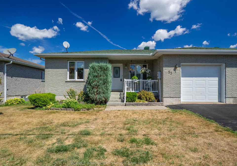 53-sandfield-avenue-n-north-glengarry-ontario-x12332915