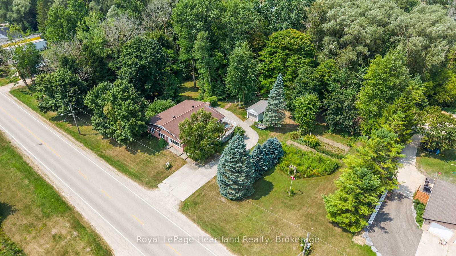 23-mill-street-e-minto-ontario-x12333017