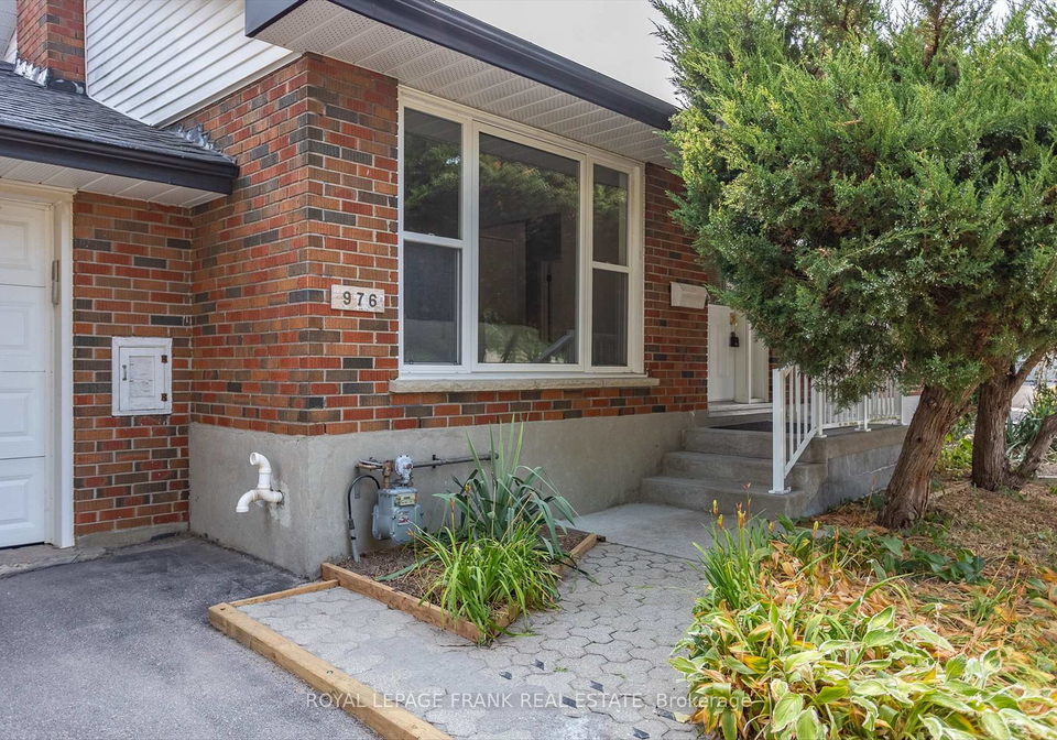 976-glebemount-crescent-peterborough-north-ontario-x12333114