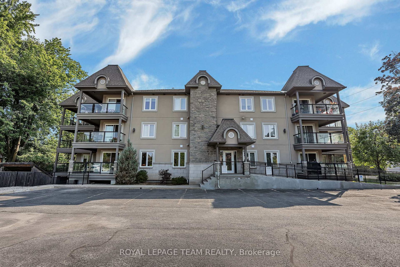 2-warner-street-russell-ontario-x12333351