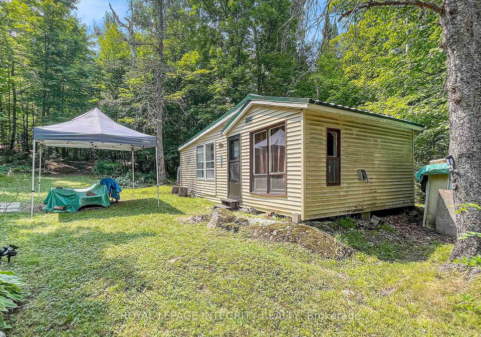 356-bow-lake-lane-lanark-highlands-ontario-x12333386