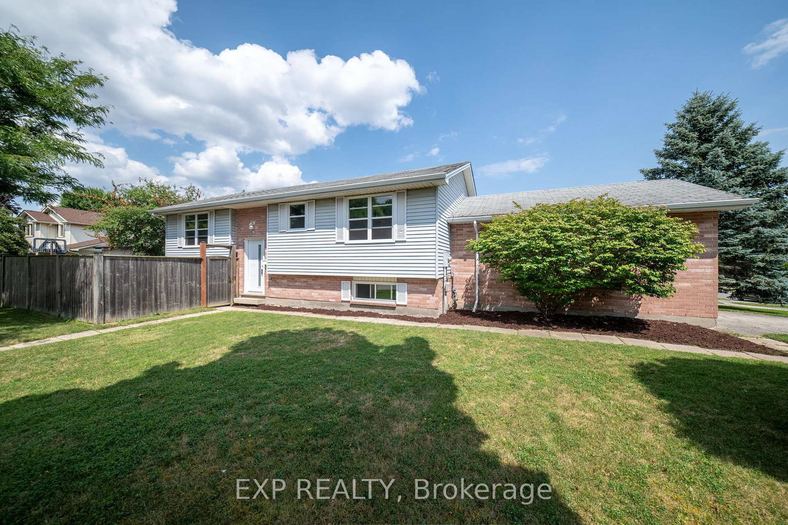 2-brandy-lane-road-london-north-ontario-x12333416