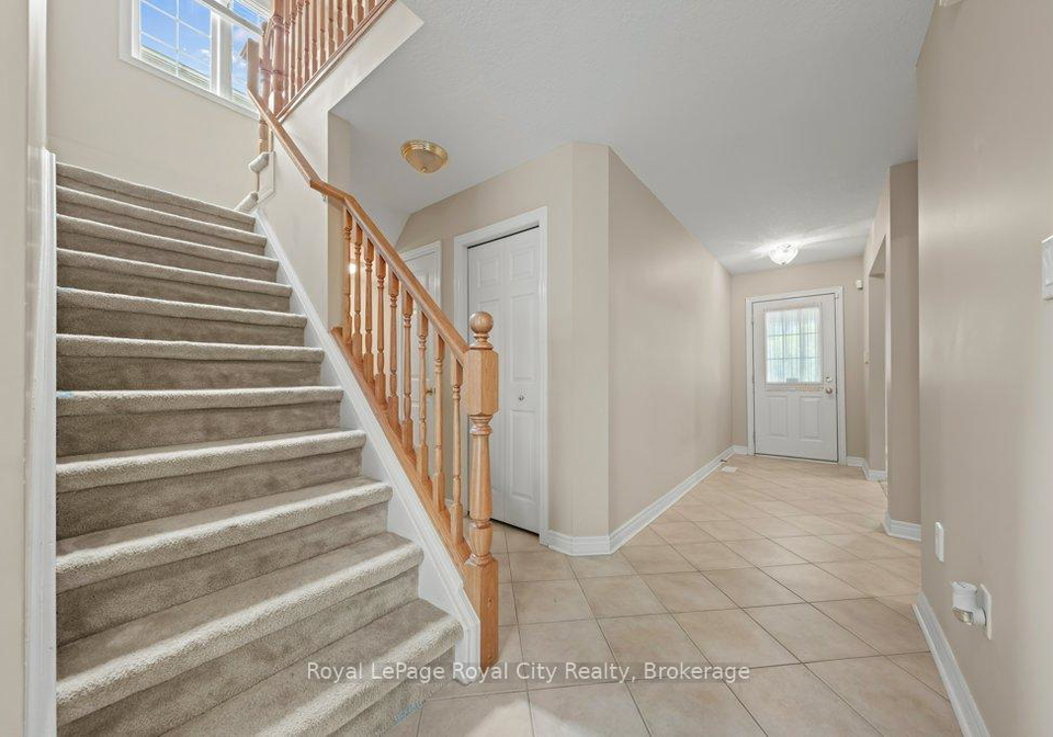 119-mcarthur-crescent-guelph-ontario-x12333475