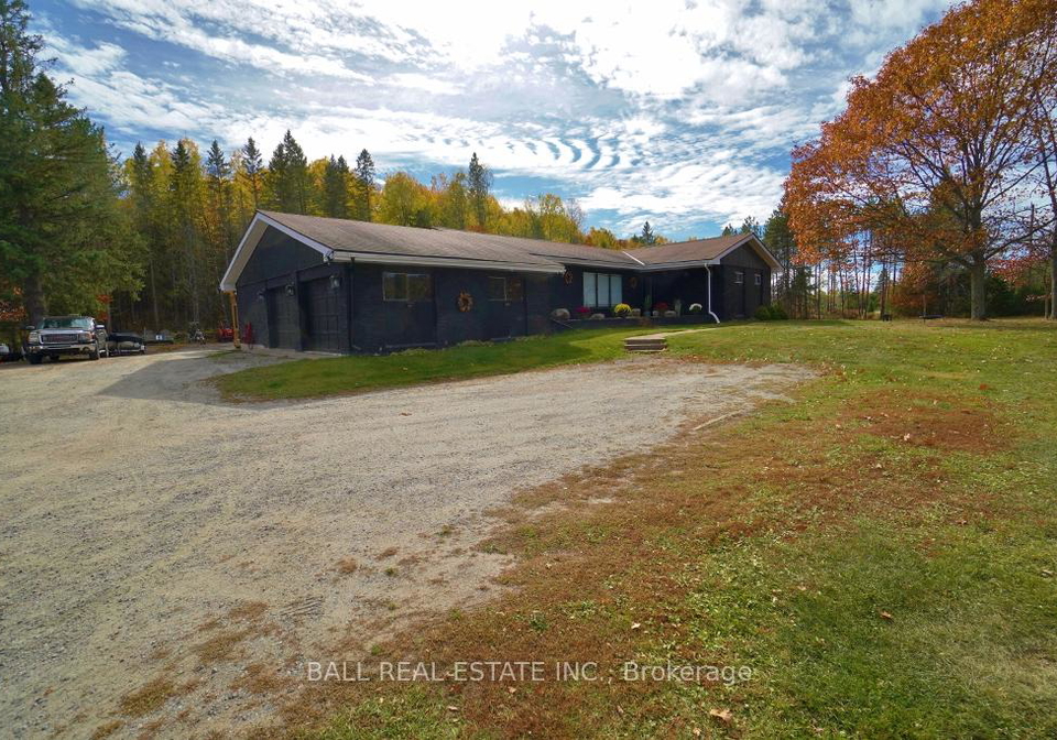 20-musclow-greenview-road-hastings-highlands-ontario-x12333531