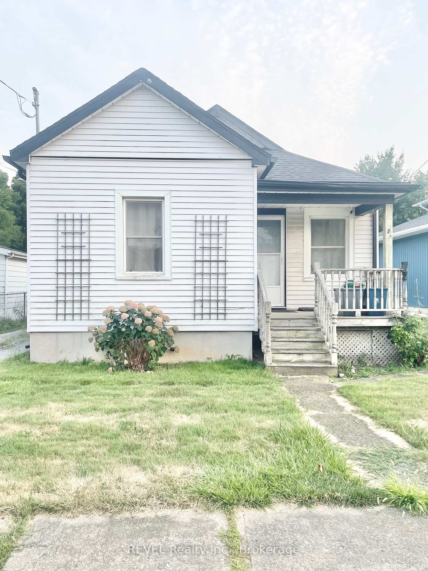 8-monck-street-st-catharines-ontario-x12333658