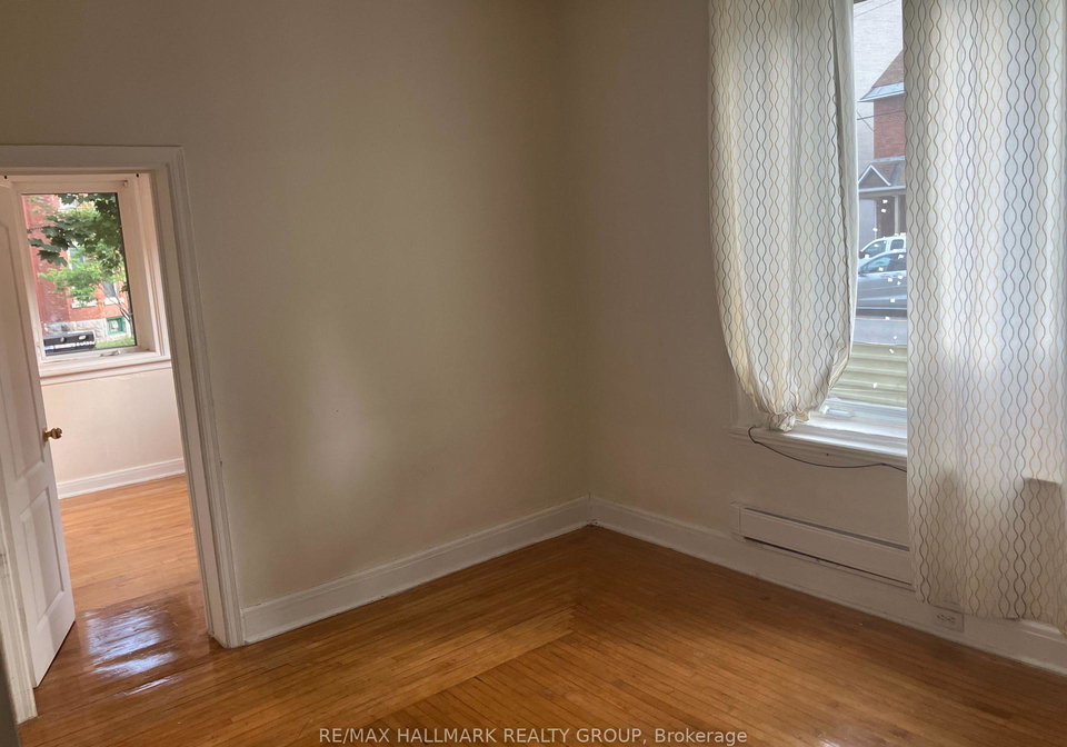 257-bronson-avenue-ottawa-ontario-x12333659