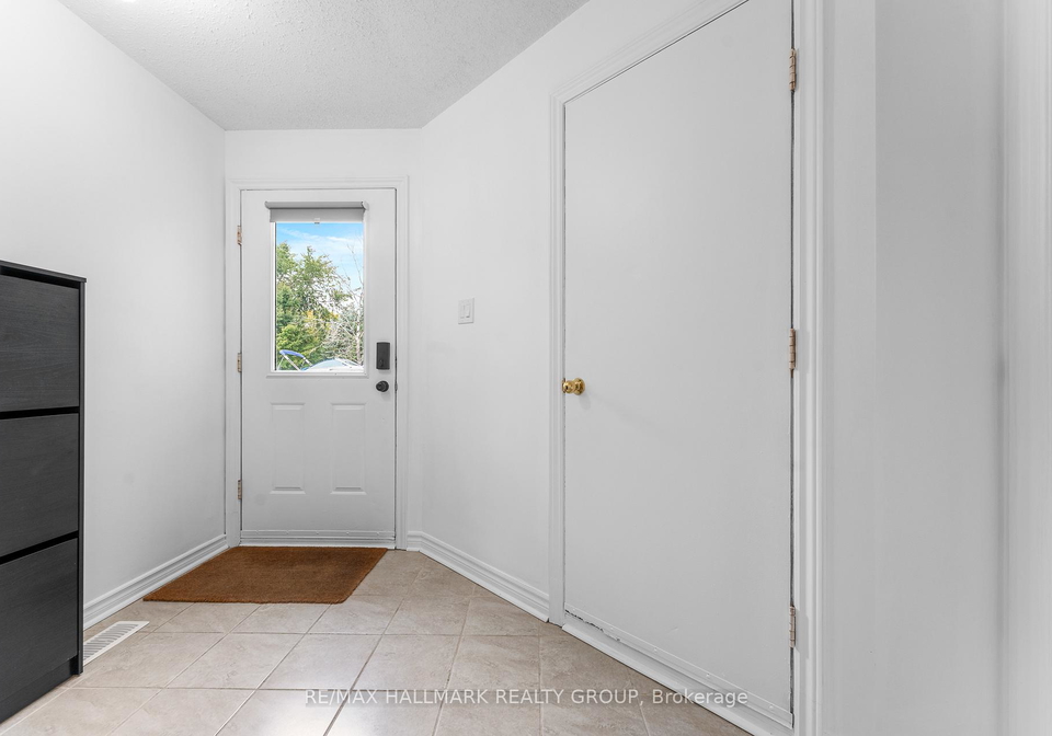 5732-andrasi-crescent-ottawa-ontario-x12333725