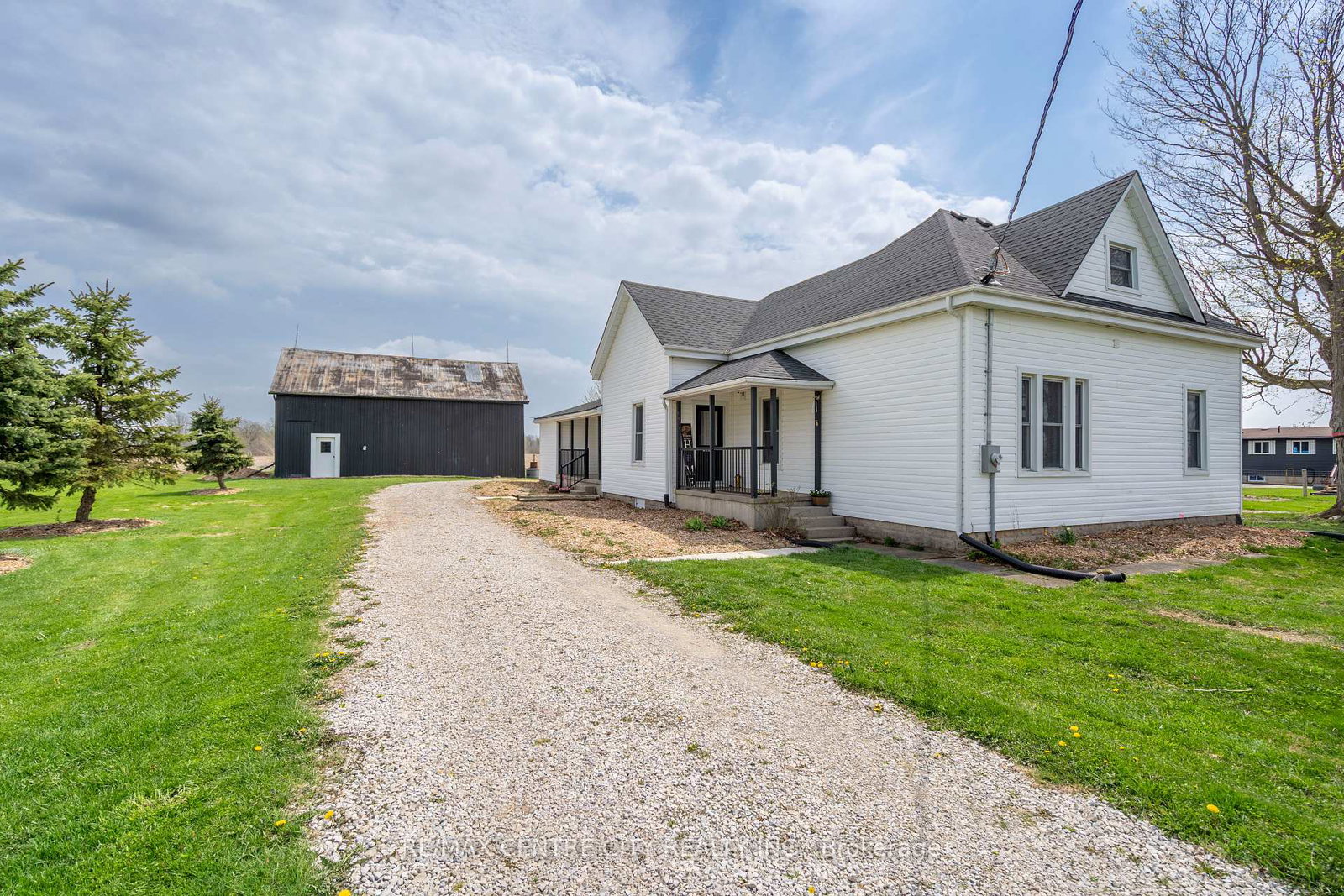 3501-concession-drive-southwest-middlesex-ontario-x12333744