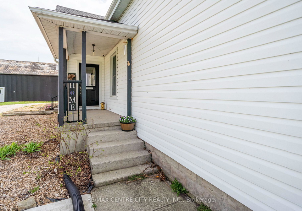 3501-concession-drive-southwest-middlesex-ontario-x12333744