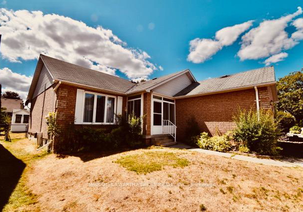 1528-glenforest-crescent-peterborough-west-ontario-x12333903