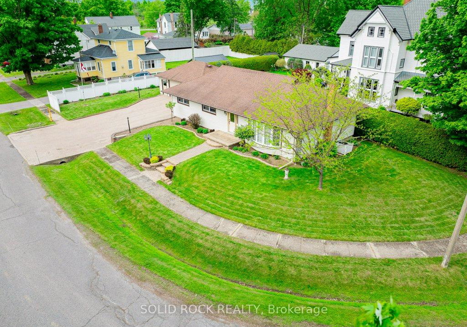 7-brouse-drive-south-dundas-ontario-x12334133