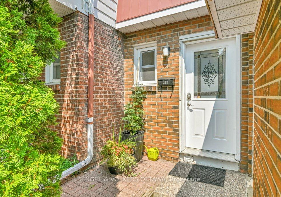 213-romulus-private-ottawa-ontario-x12334509