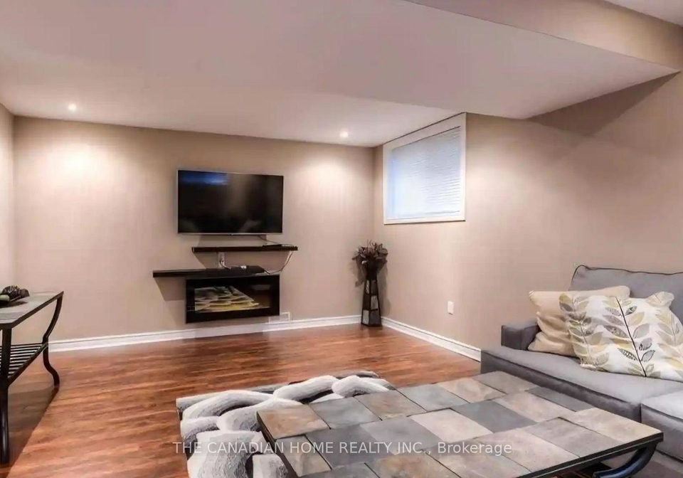 105-pinnacle-drive-kitchener-ontario-x12334579