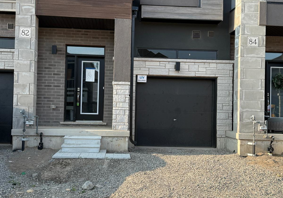 82-mckernan-avenue-brantford-ontario-x12334607