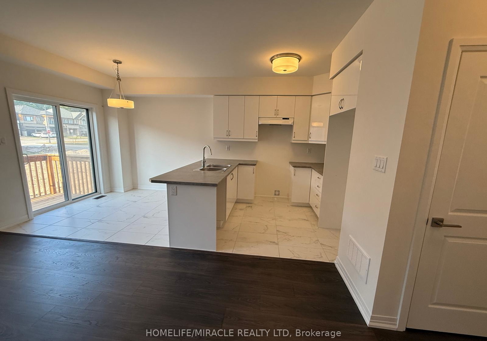 82-mckernan-avenue-brantford-ontario-x12334607