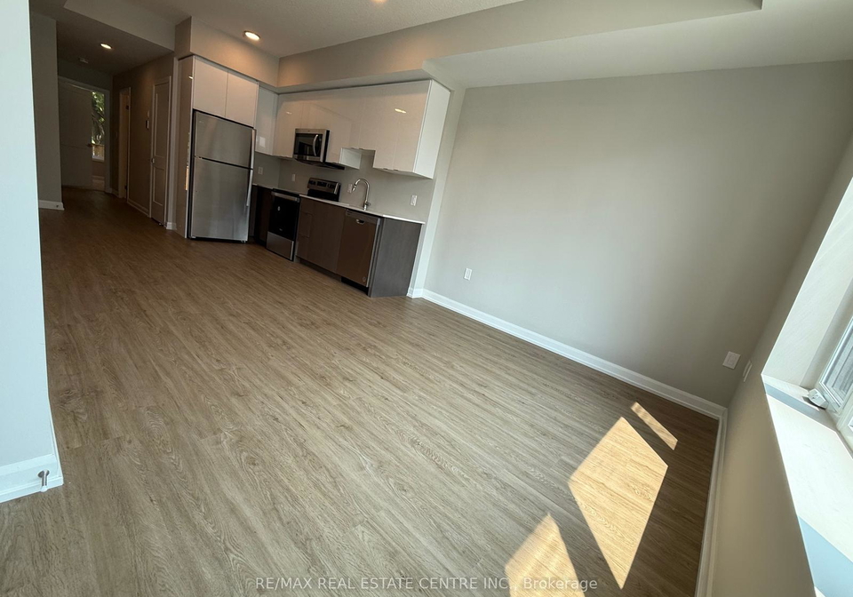 708-woolwich-street-guelph-ontario-x12334645