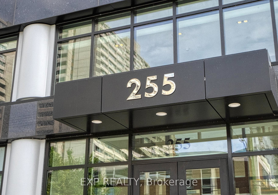 255-bay-street-ottawa-ontario-x12335572