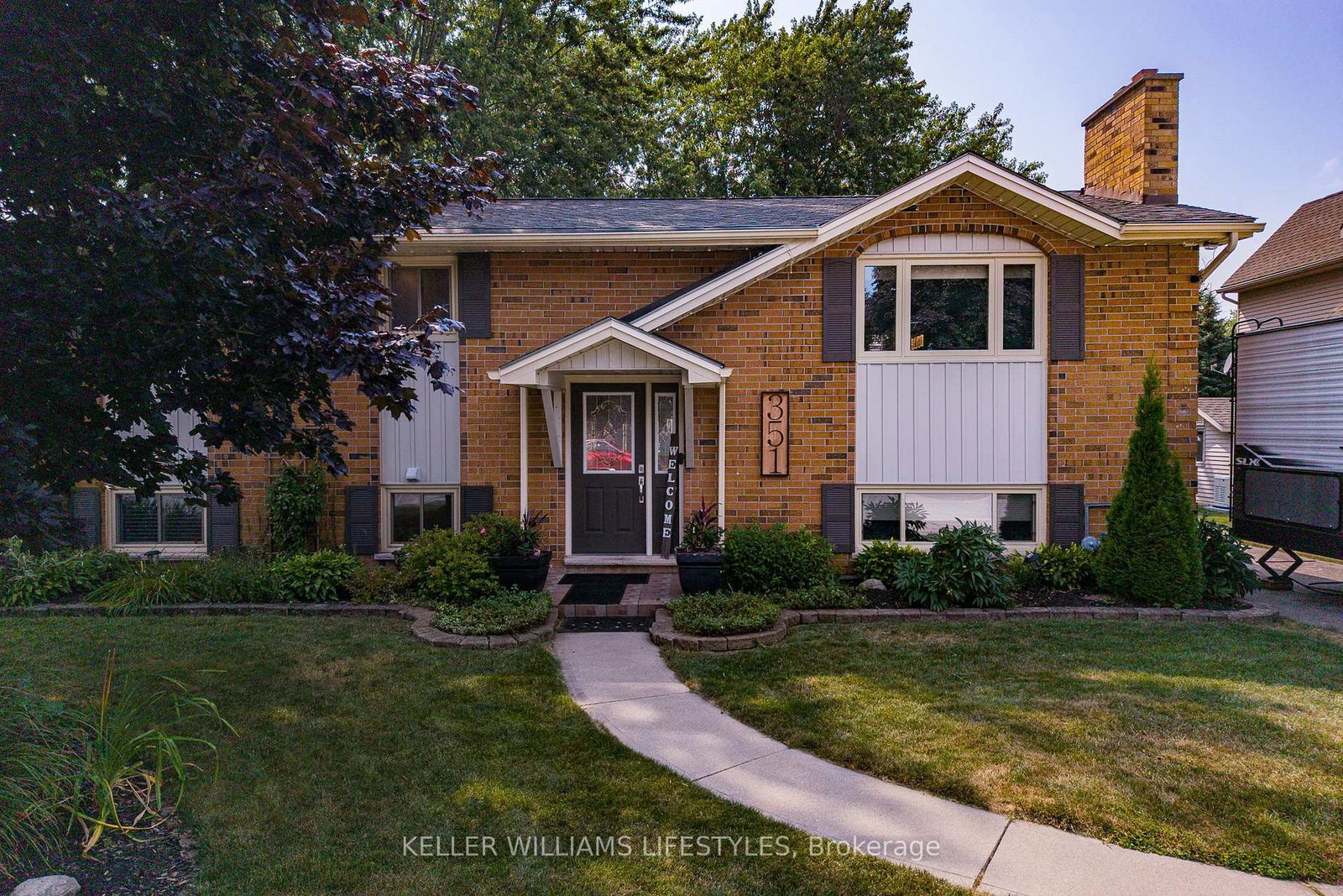 351-motz-boulevard-south-huron-ontario-x12335576