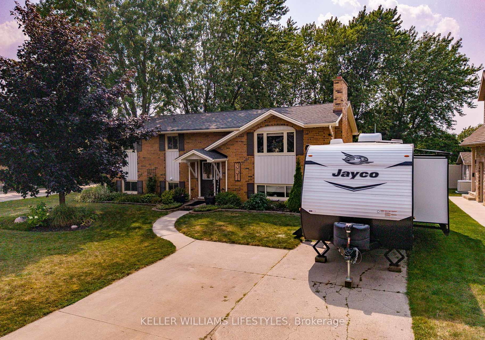 351-motz-boulevard-south-huron-ontario-x12335576