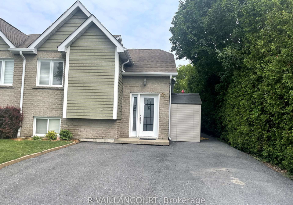 87-kincardine-street-e-north-glengarry-ontario-x12335772