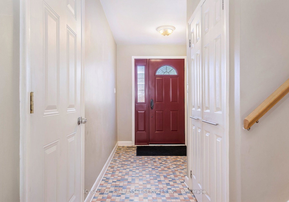 710-sherbourne-road-ottawa-ontario-x12336343