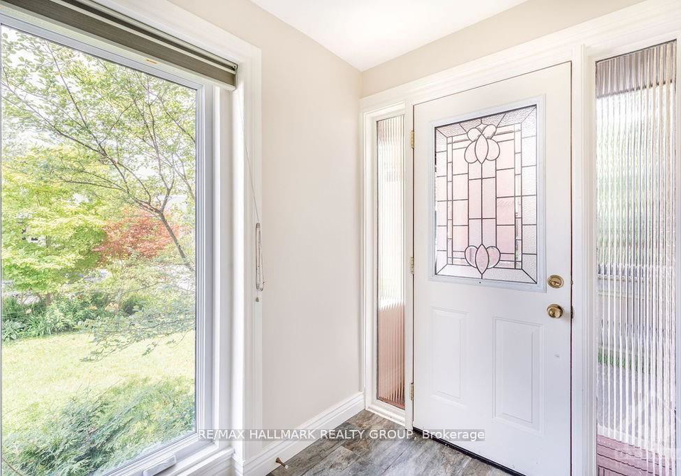 48-springfield-road-ottawa-ontario-x12336449