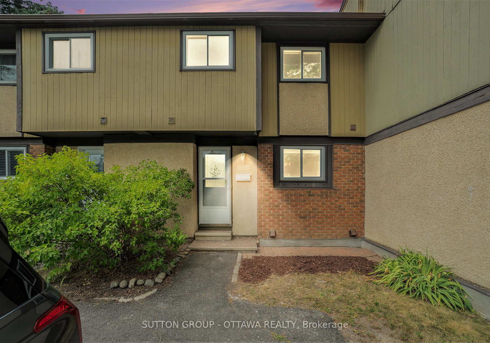 6164-brookside-lane-ottawa-ontario-x12336457