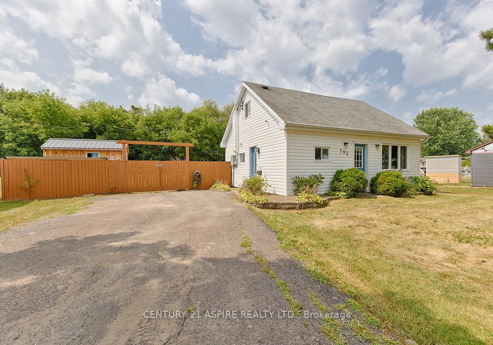 793-easy-street-petawawa-ontario-x12336529