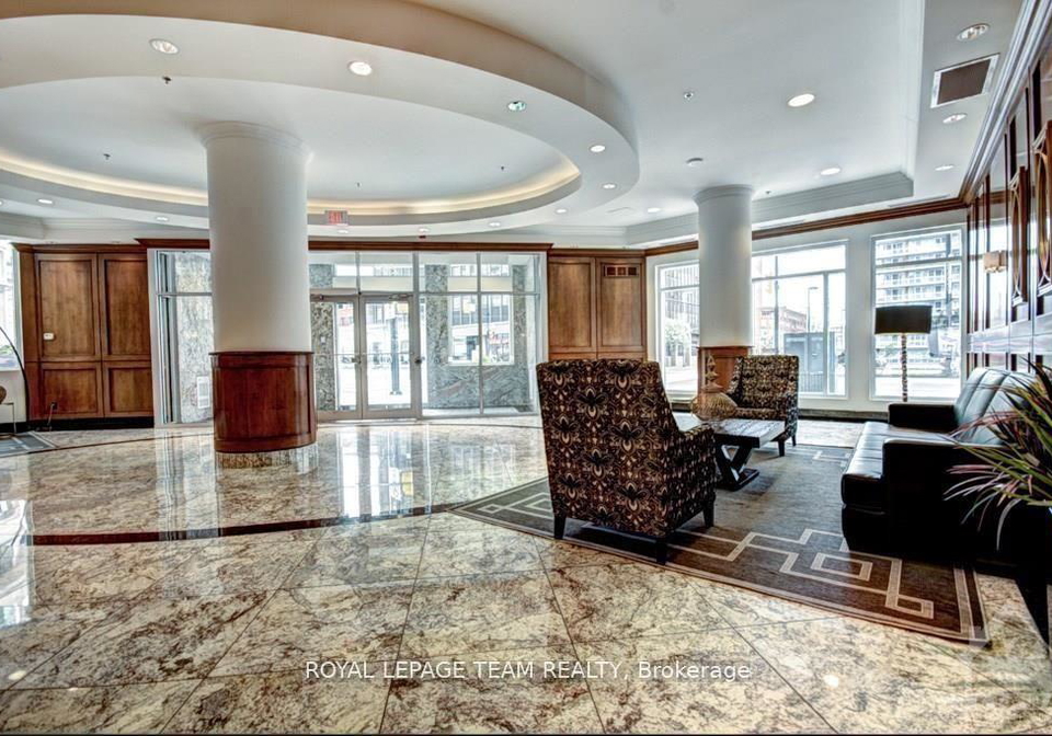 242-rideau-street-ottawa-ontario-x12336571