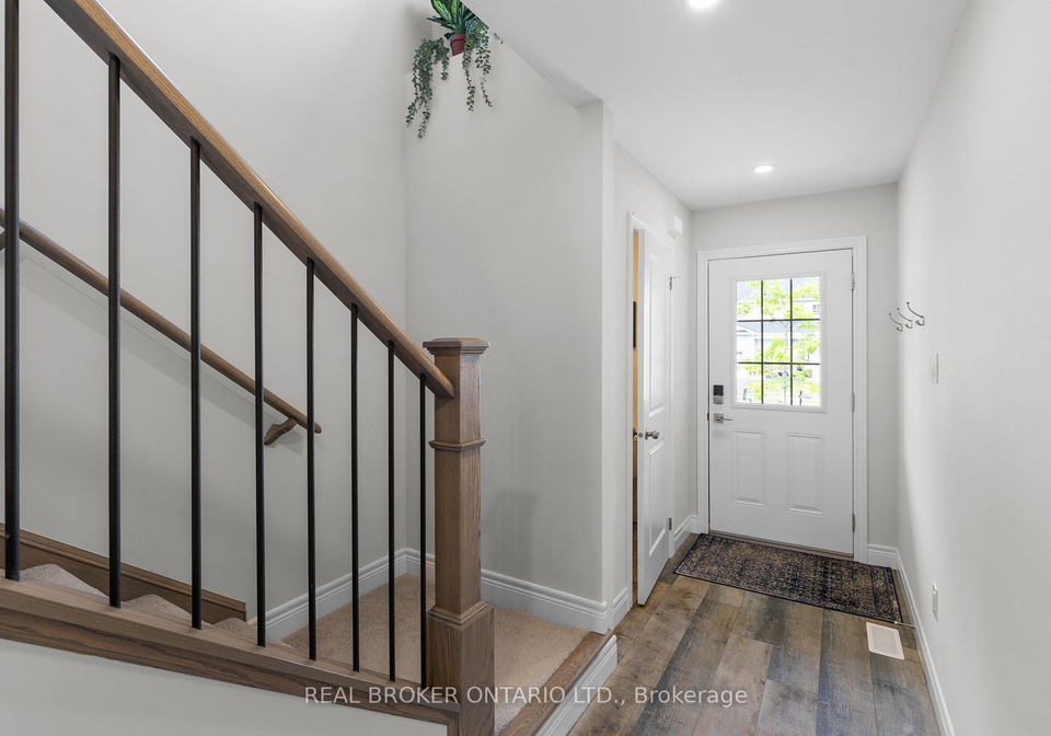 8-nicole-park-place-bracebridge-ontario-x12336603