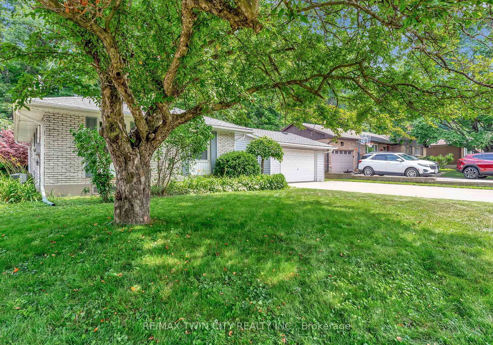 175-winston-boulevard-cambridge-ontario-x12336614