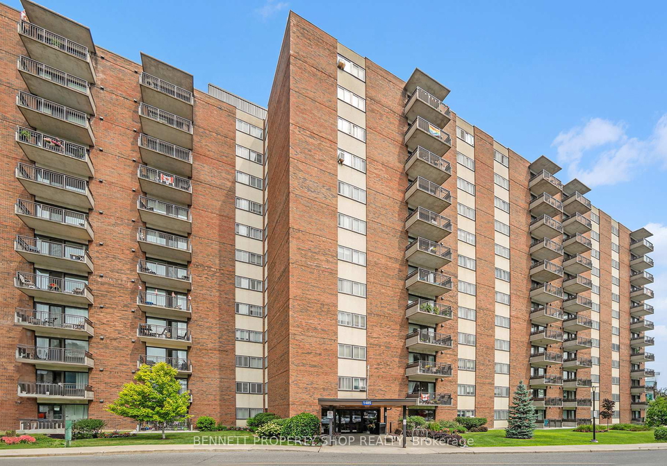 1485-baseline-road-ottawa-ontario-x12336728