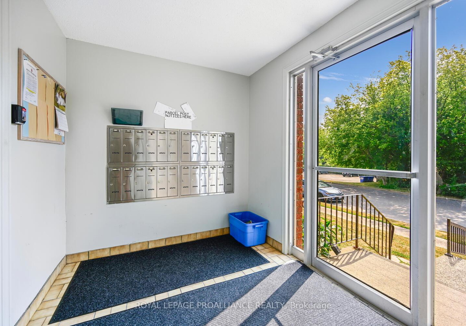 2-charlotte-place-brockville-ontario-x12336738