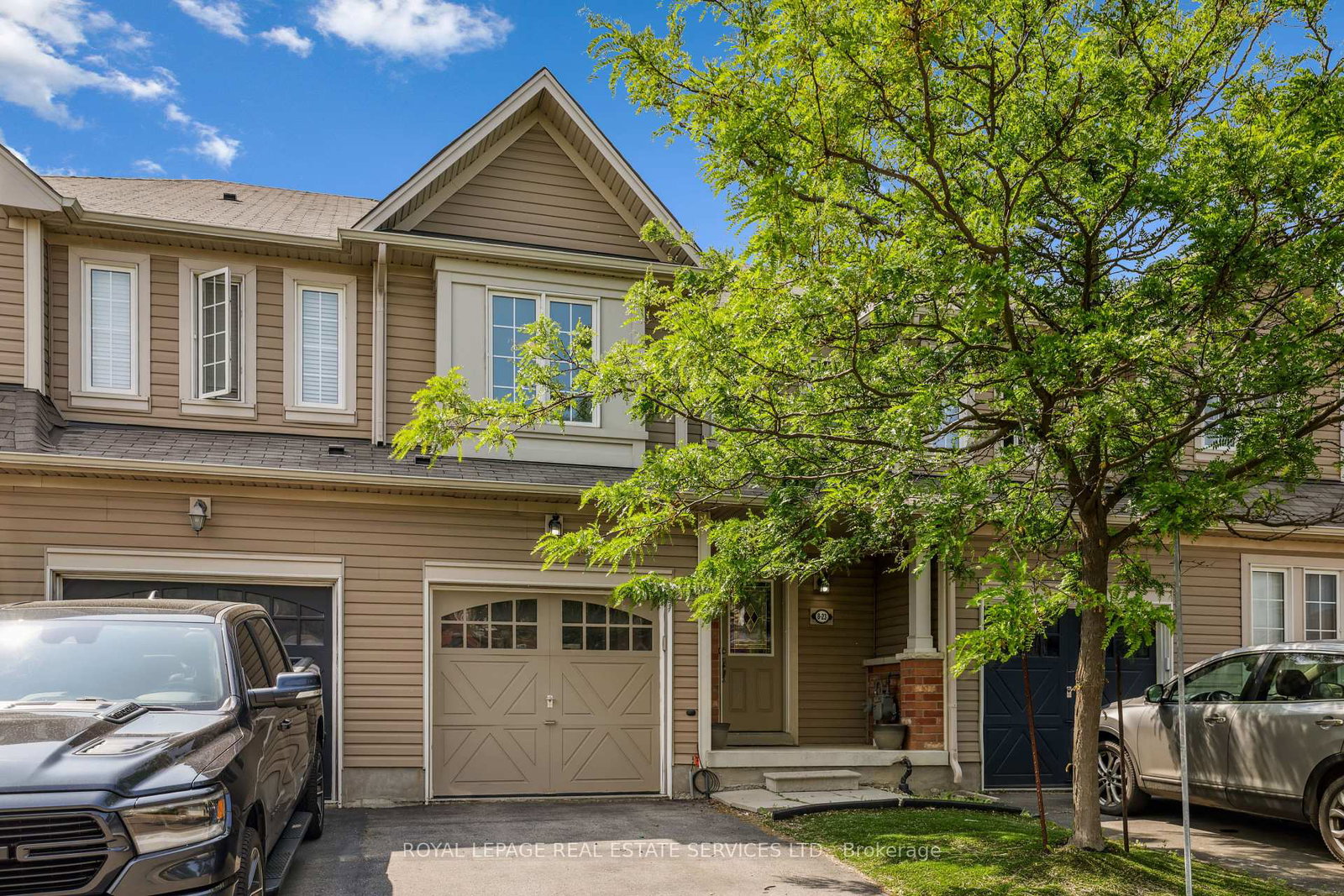 8-bradley-avenue-hamilton-ontario-x12337068