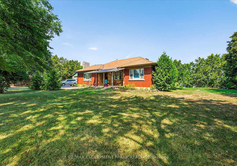 1300-colborne-street-e-brantford-ontario-x12337085