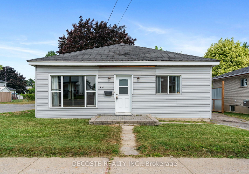79-lochiel-street-e-north-glengarry-ontario-x12337105