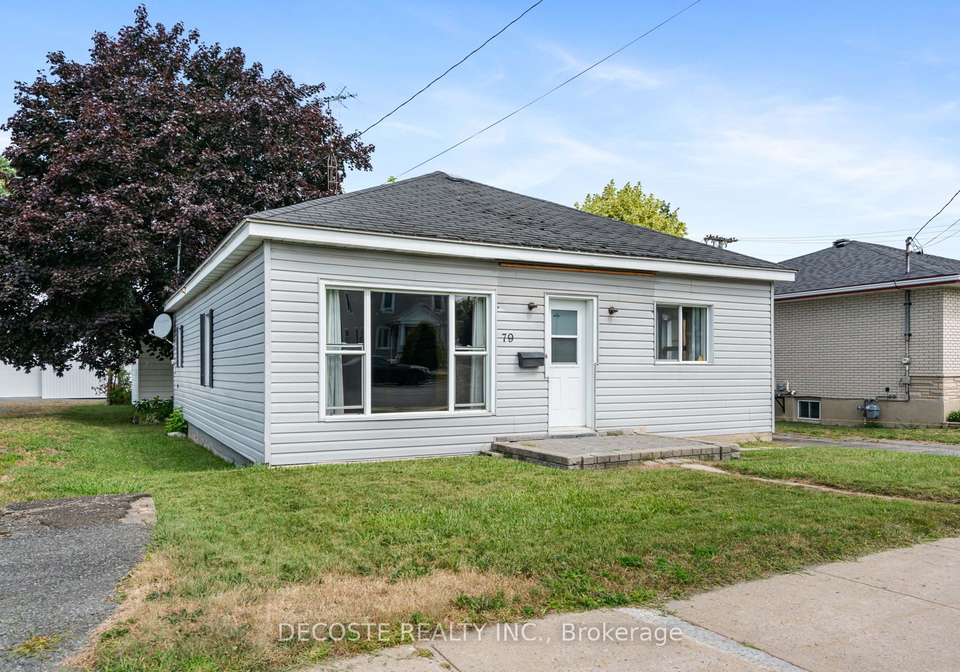 79-lochiel-street-e-north-glengarry-ontario-x12337105