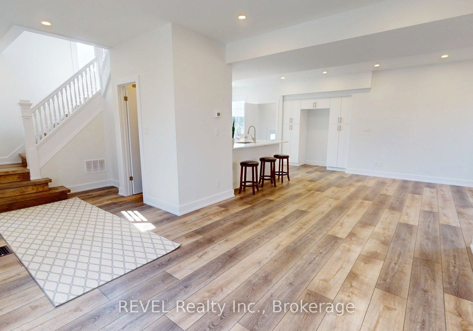 204-queenston-street-st-catharines-ontario-x12337144