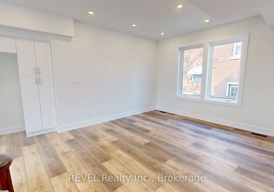 204-queenston-street-st-catharines-ontario-x12337144